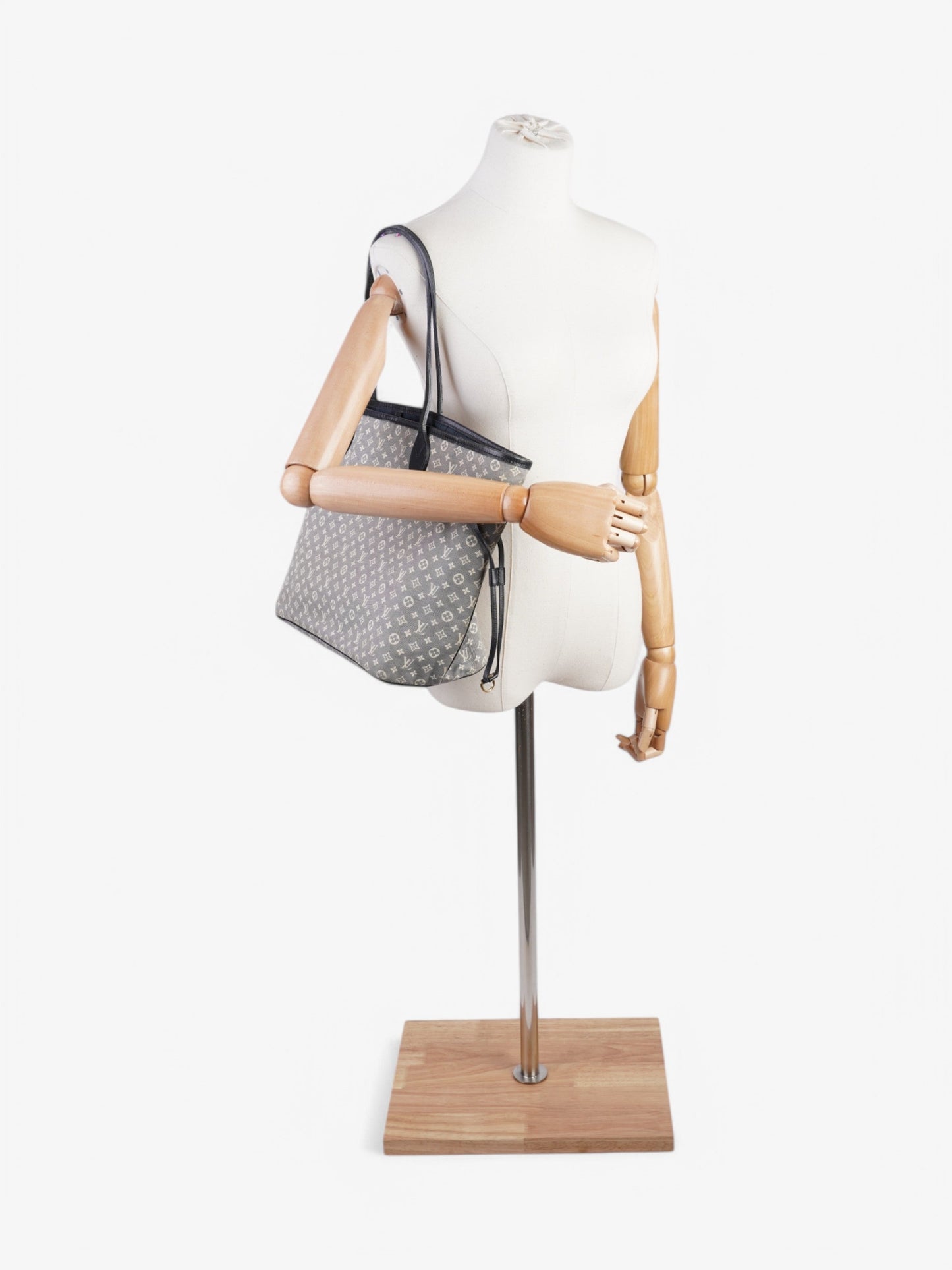 Louis Vuitton Neverfull MM Canvas Grey Tote Bag