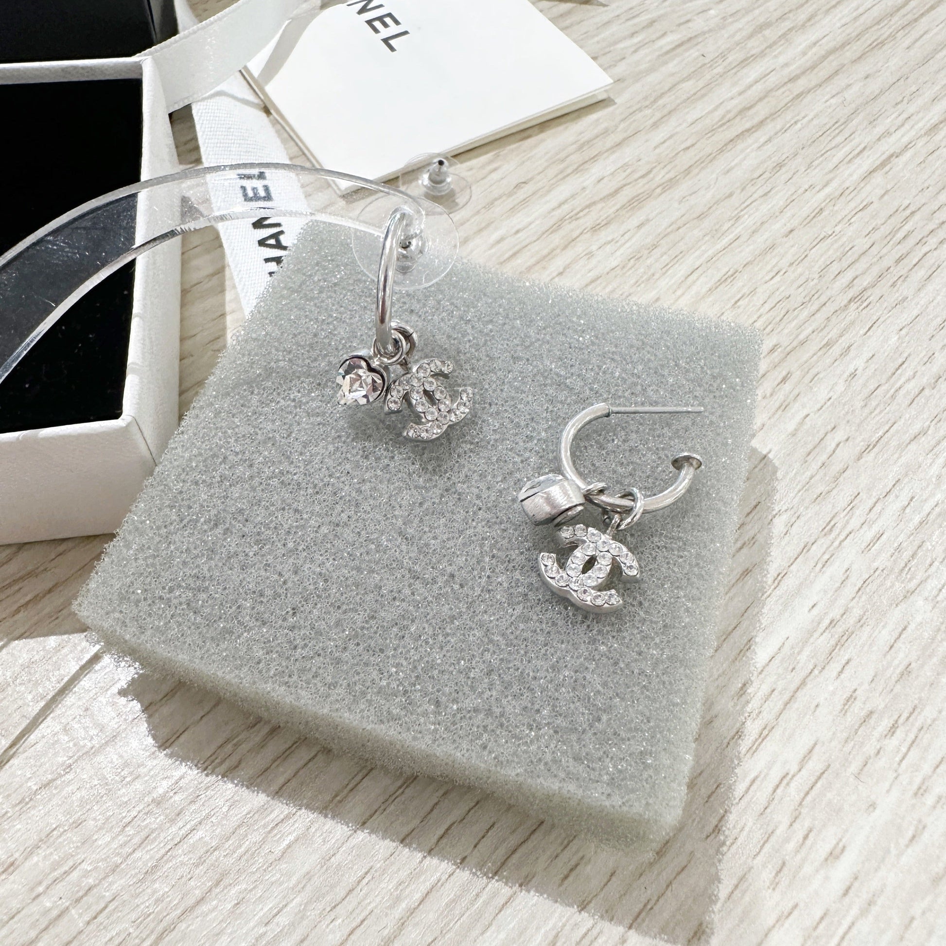 Chanel   earrings
