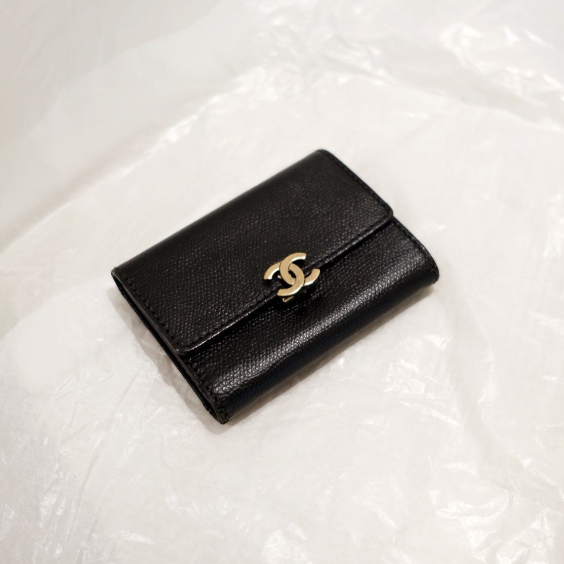 Chanel   cowhide flap wallet