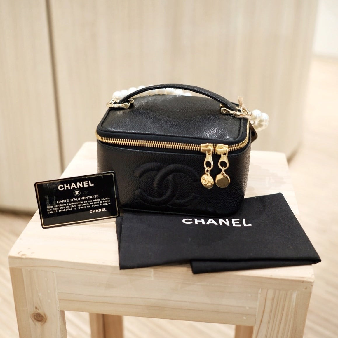 Chanel   coco cowhide mini wash bag