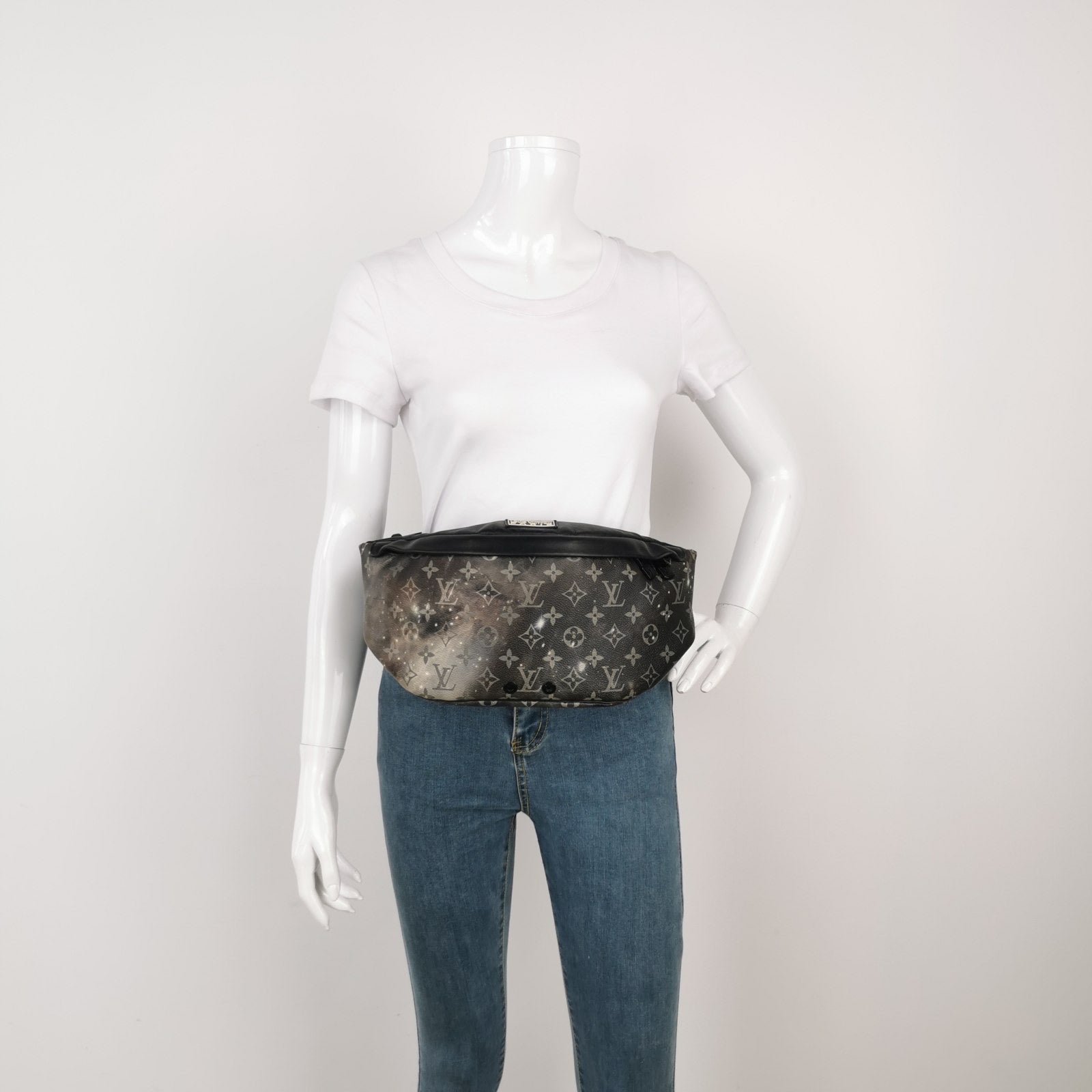 Louis Vuitton Bumbag Galaxy Discovery Monogram Black Handbag