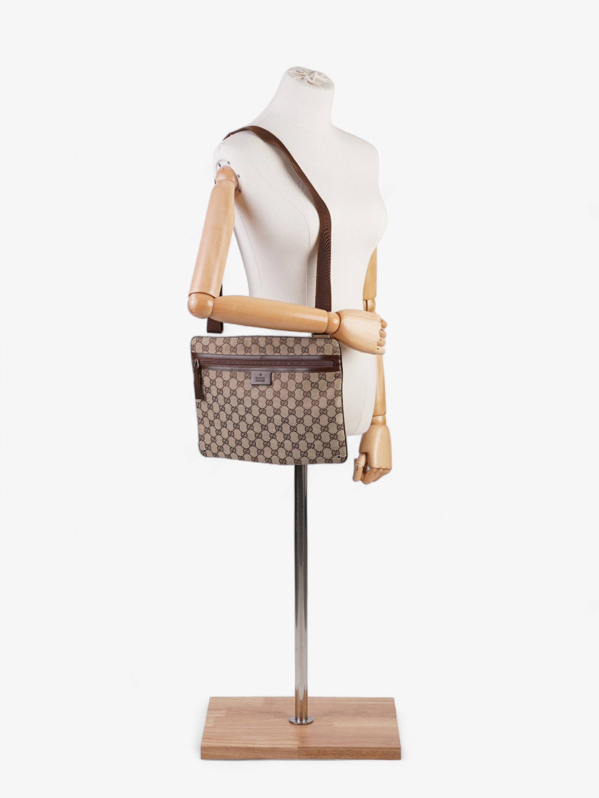 Gucci Flat Messenger Bag Supreme Canvas Shoes