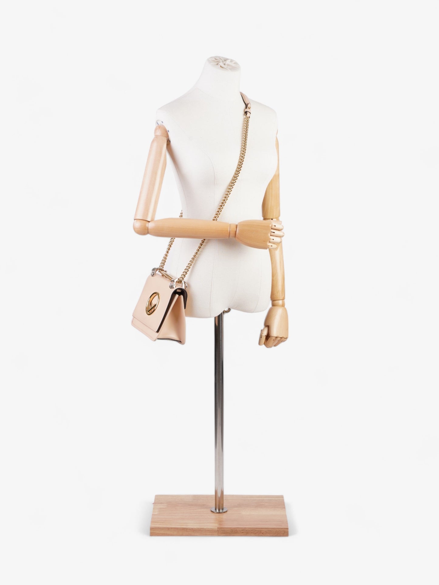 Fendi Kan Shoulder Bag Leather Beige