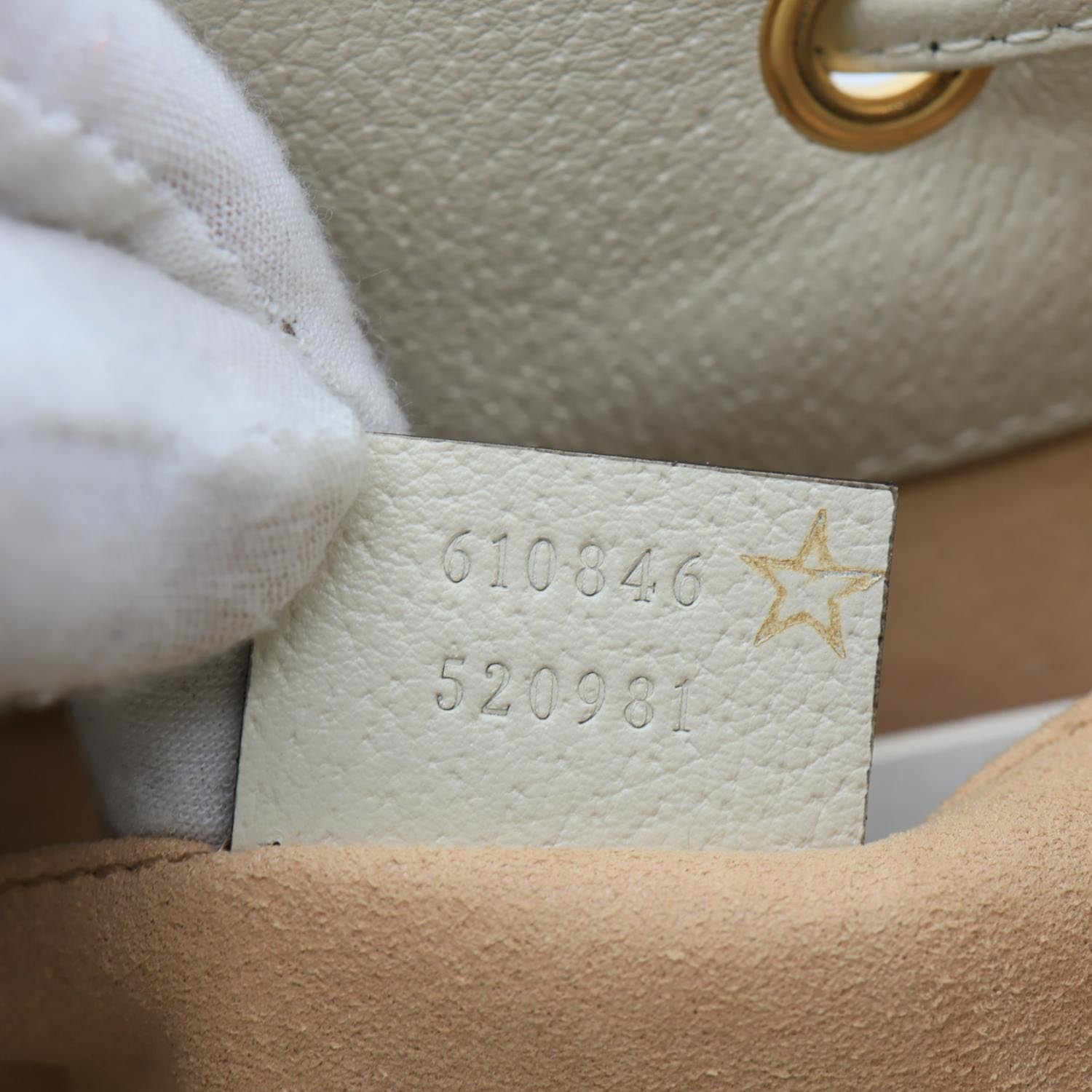GUCCI GG Ophidia Leather Bucket Crossbody Bag Off White 610846