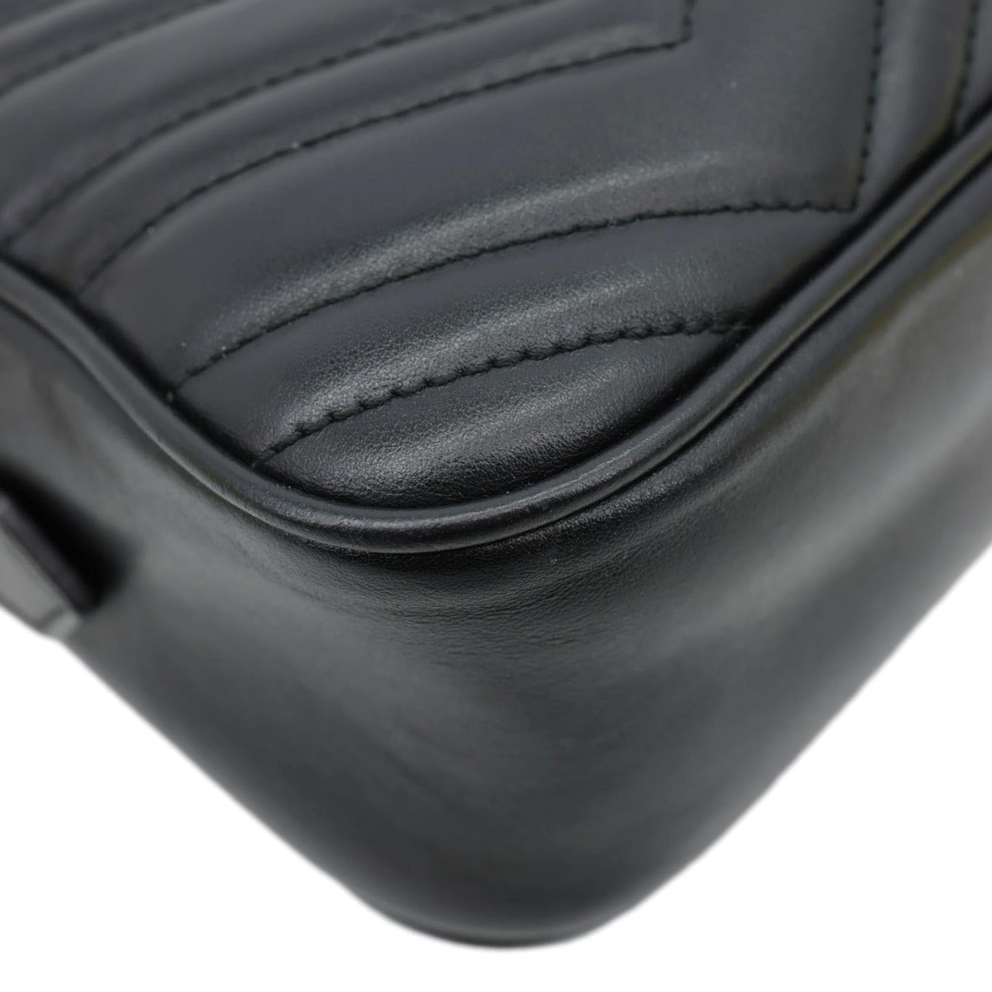 GUCCI GG Marmont Small Matelasse Chevron Leather Camera Bag Black 447632