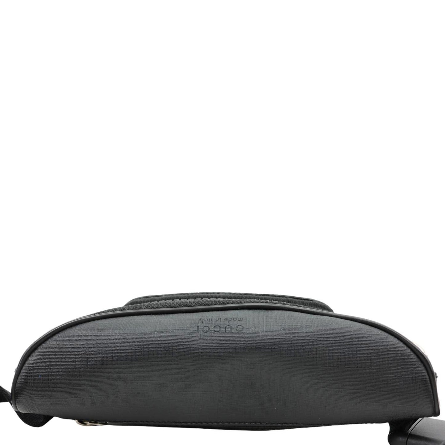 GUCCI GG Supreme Canvas Belt Bag Black 450946