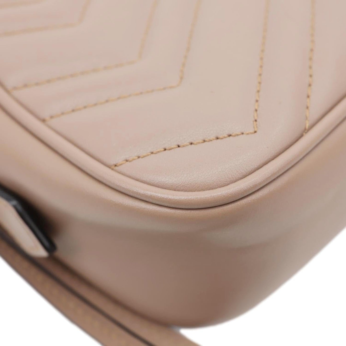 GUCCI GG Marmont Mini Matelasse Leather Crossbody Bag Dusty Pink 448065