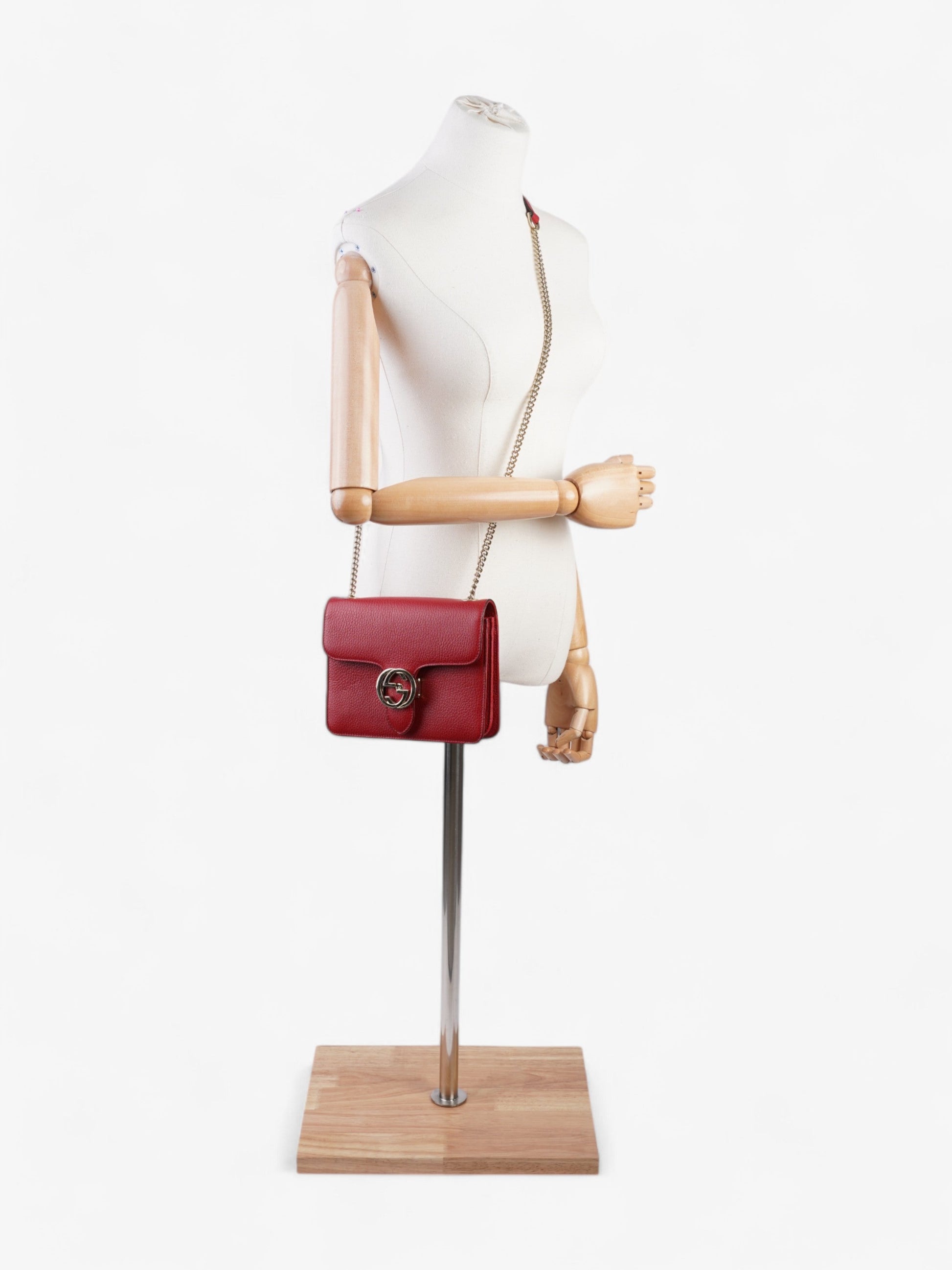 Gucci Interlocking Chain Shoulder Calfskin Leather Red Shoulder Bag