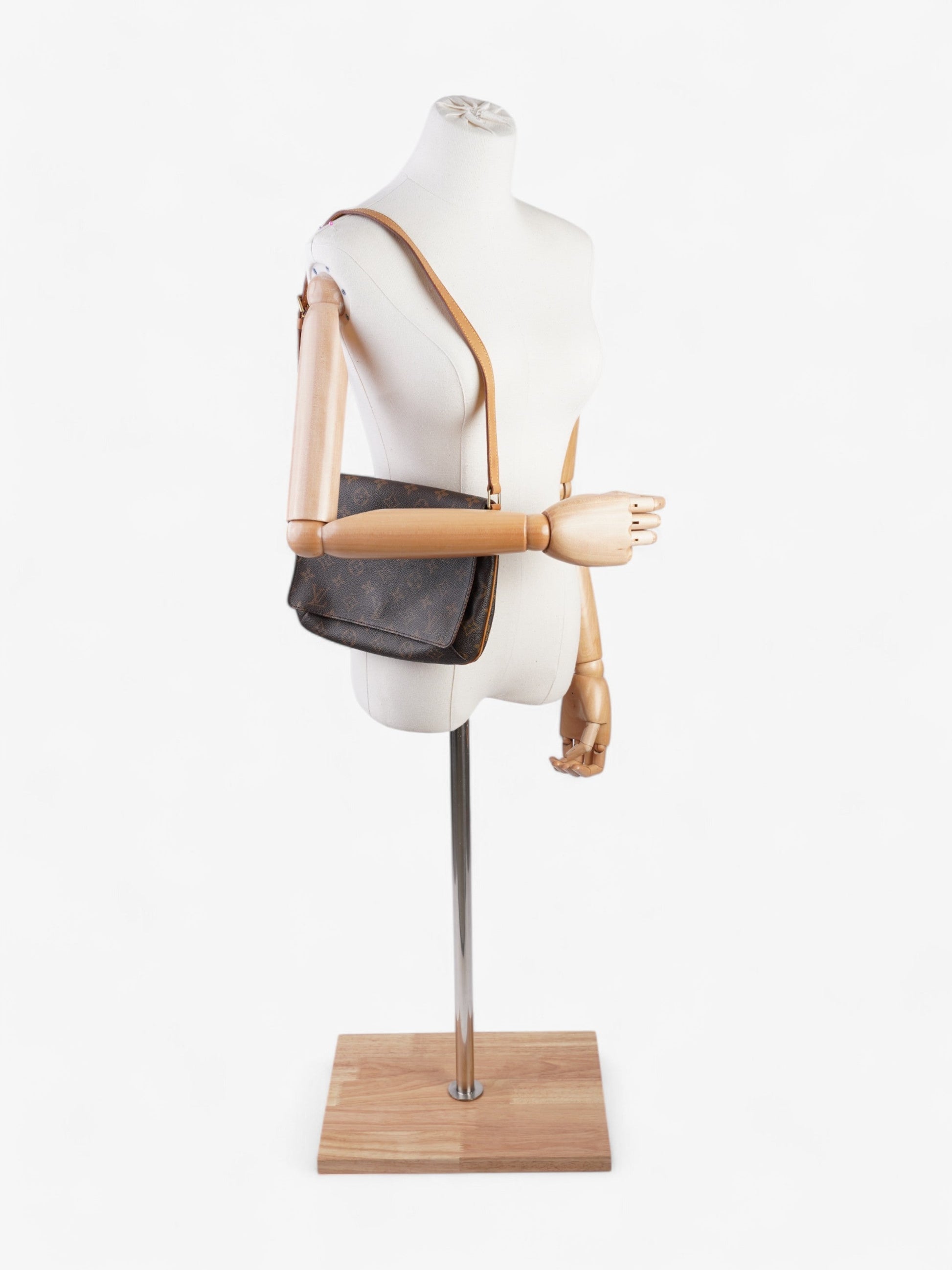 Louis Vuitton M tte Tango Coated Monogram Canvas Coated Canvas Apparel