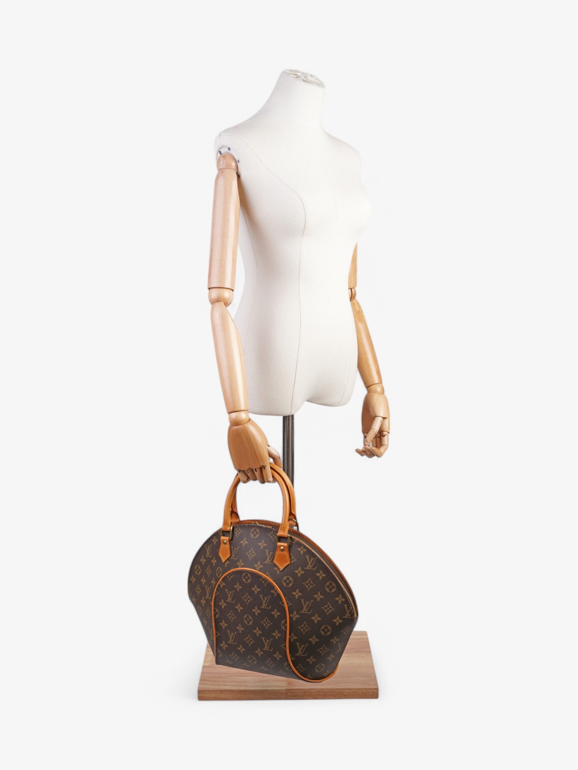 Louis Vuitton Ellipse Coated MM Monogram Canvas Coated Canvas Apparel Mm 10