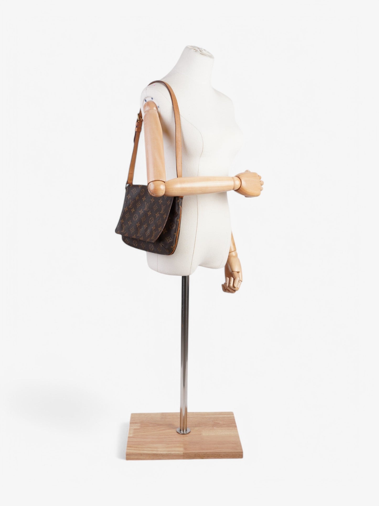 Louis Vuitton M tte Tango Coated Monogram Canvas Coated Canvas Apparel Canvas 24