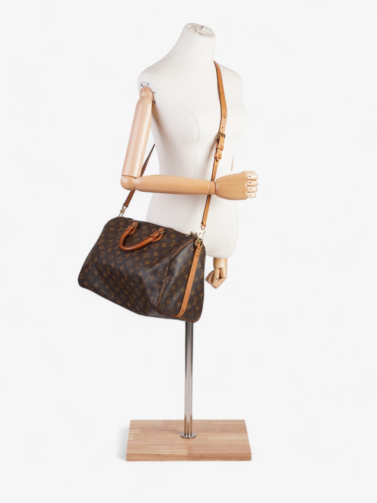 Louis Vuitton Speedy Bandouliere Coated 35 Monogram Canvas Coated Canvas Apparel