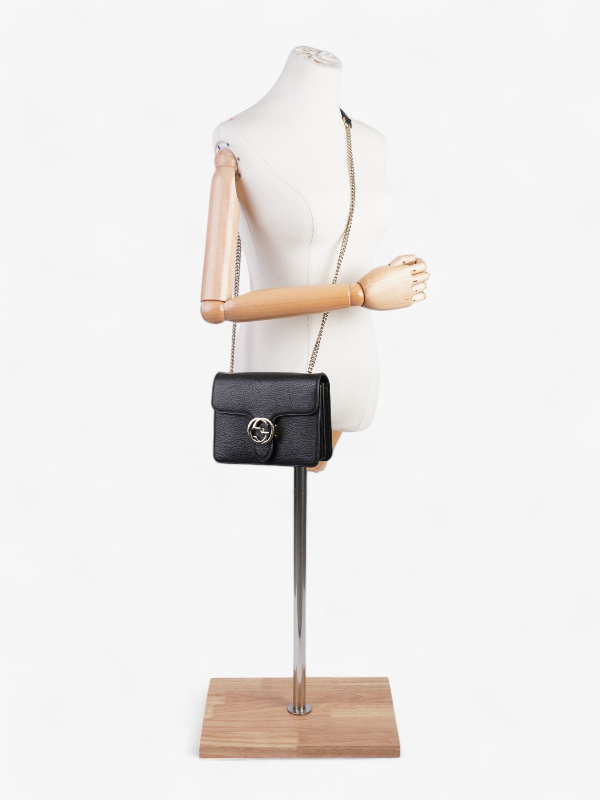 Gucci Interlocking Bag Leather Black Shoulder Bag Small 2