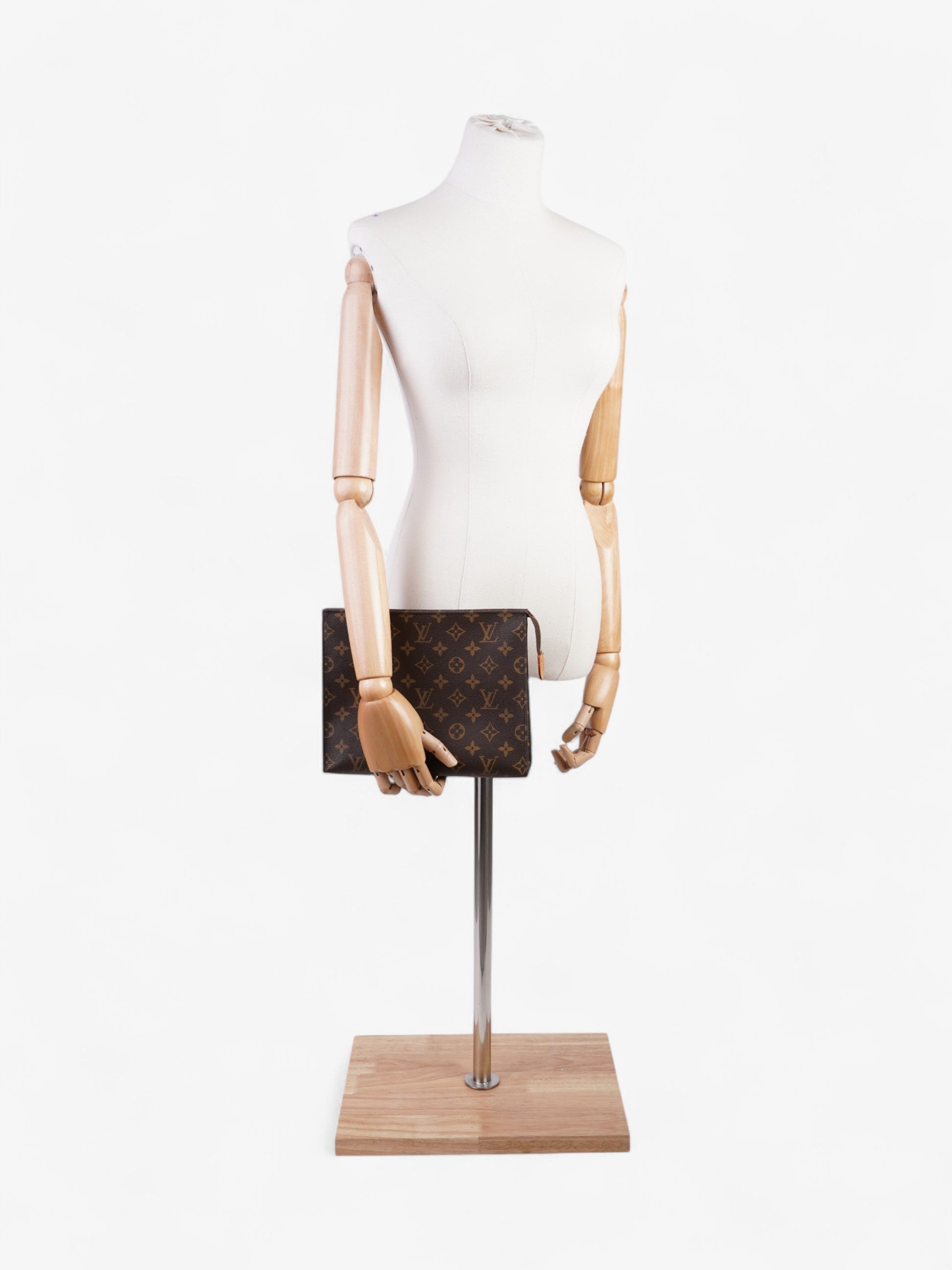 Louis Vuitton Toiletry Coated 26 Monogram Canvas Coated Canvas Apparel 11