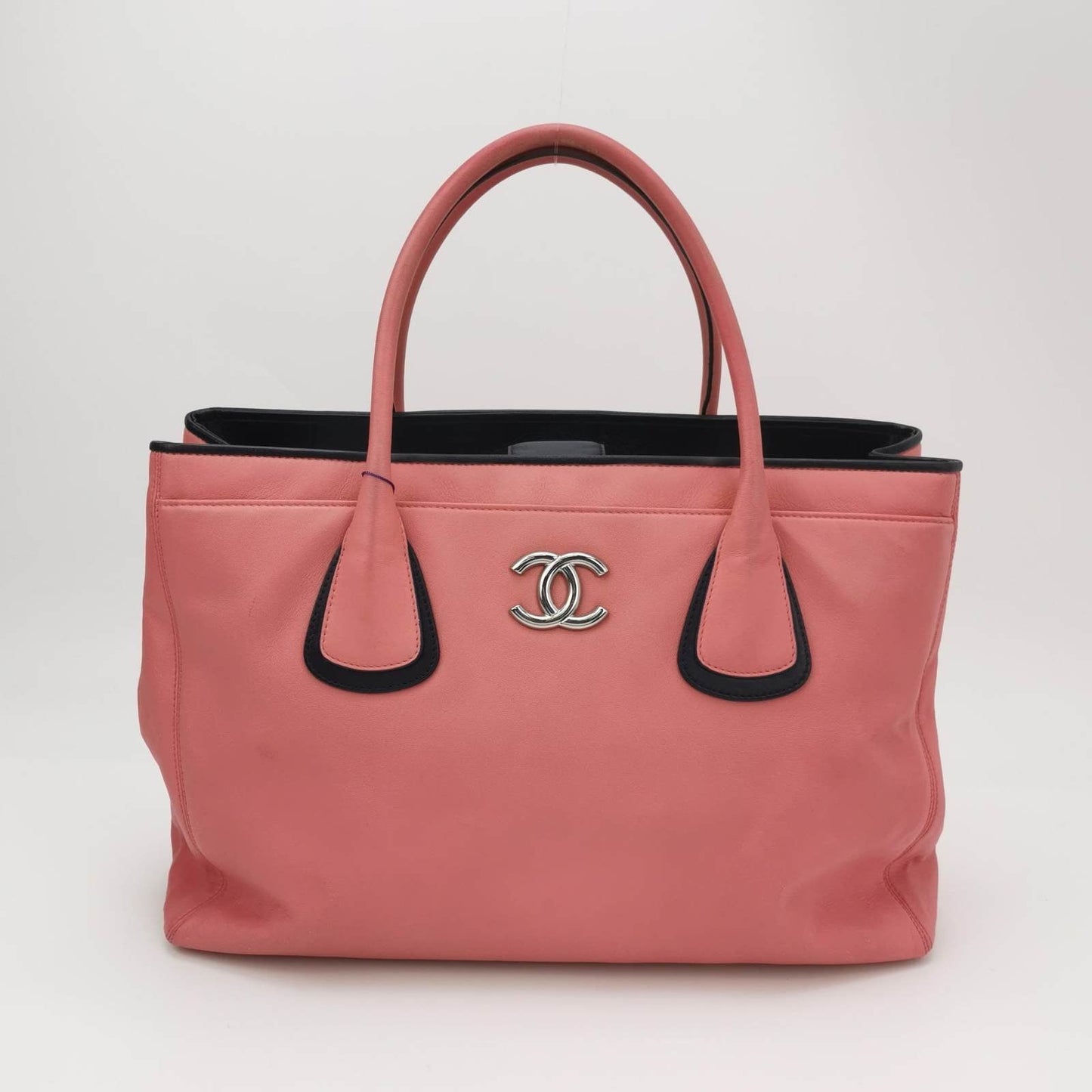 Chanel Cerf Executive Black Pink Leather Tote Bag
