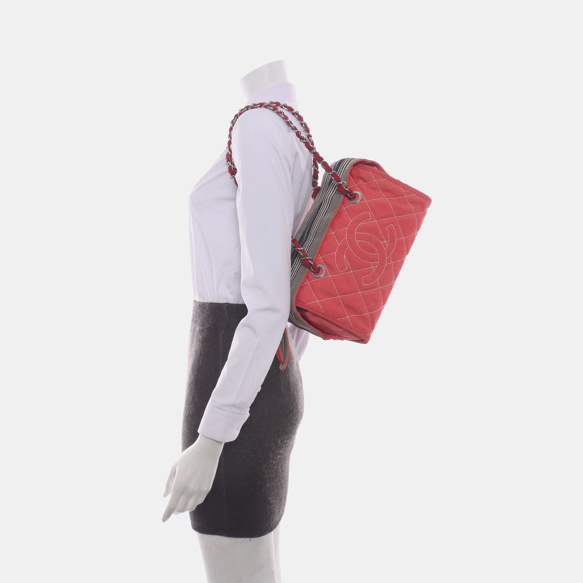 Chanel Rhombus Quilted Denim CC Bowler Red Handbag