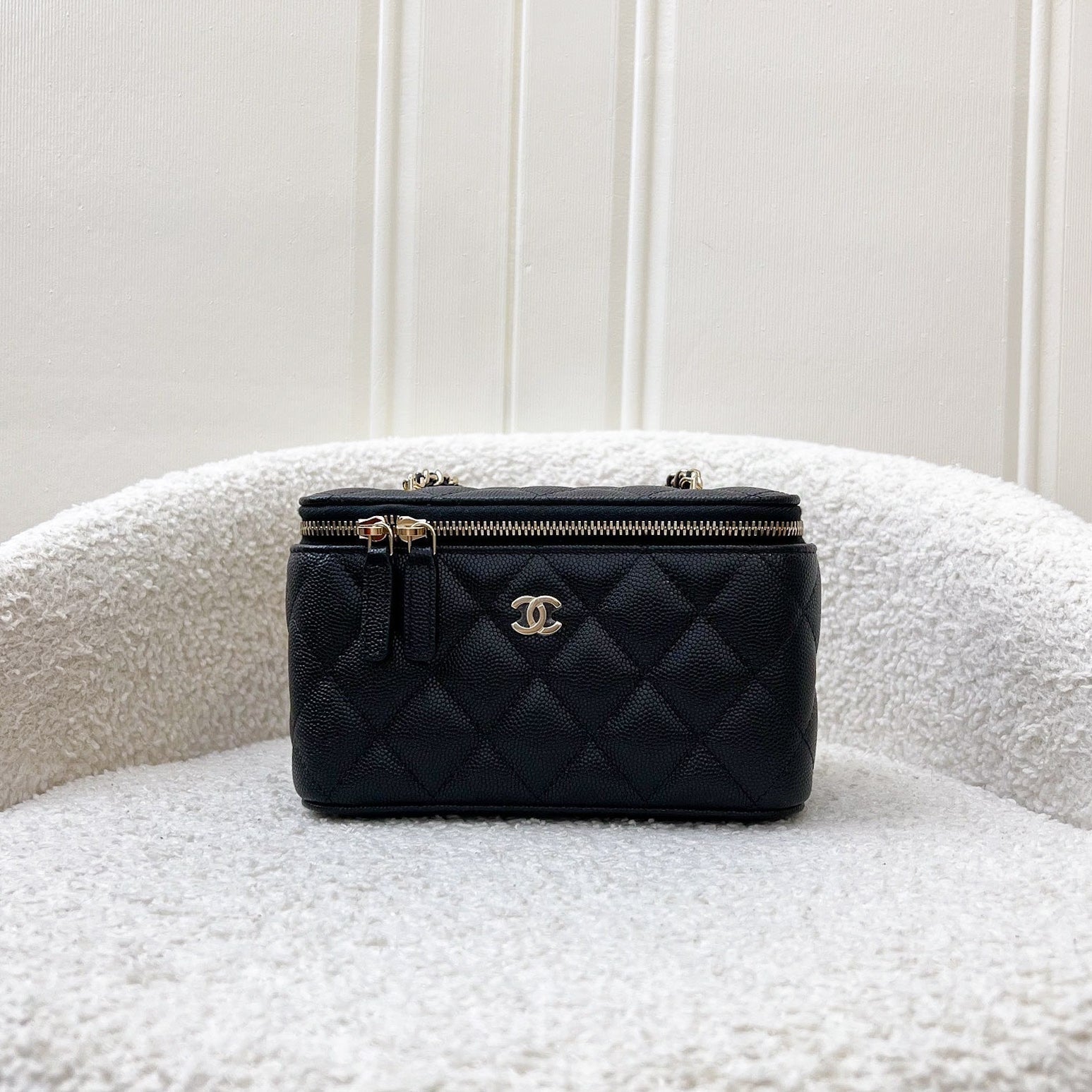 Chanel Classic Small Vanity in Black Caviar and Lghw (AP1341) Handbag