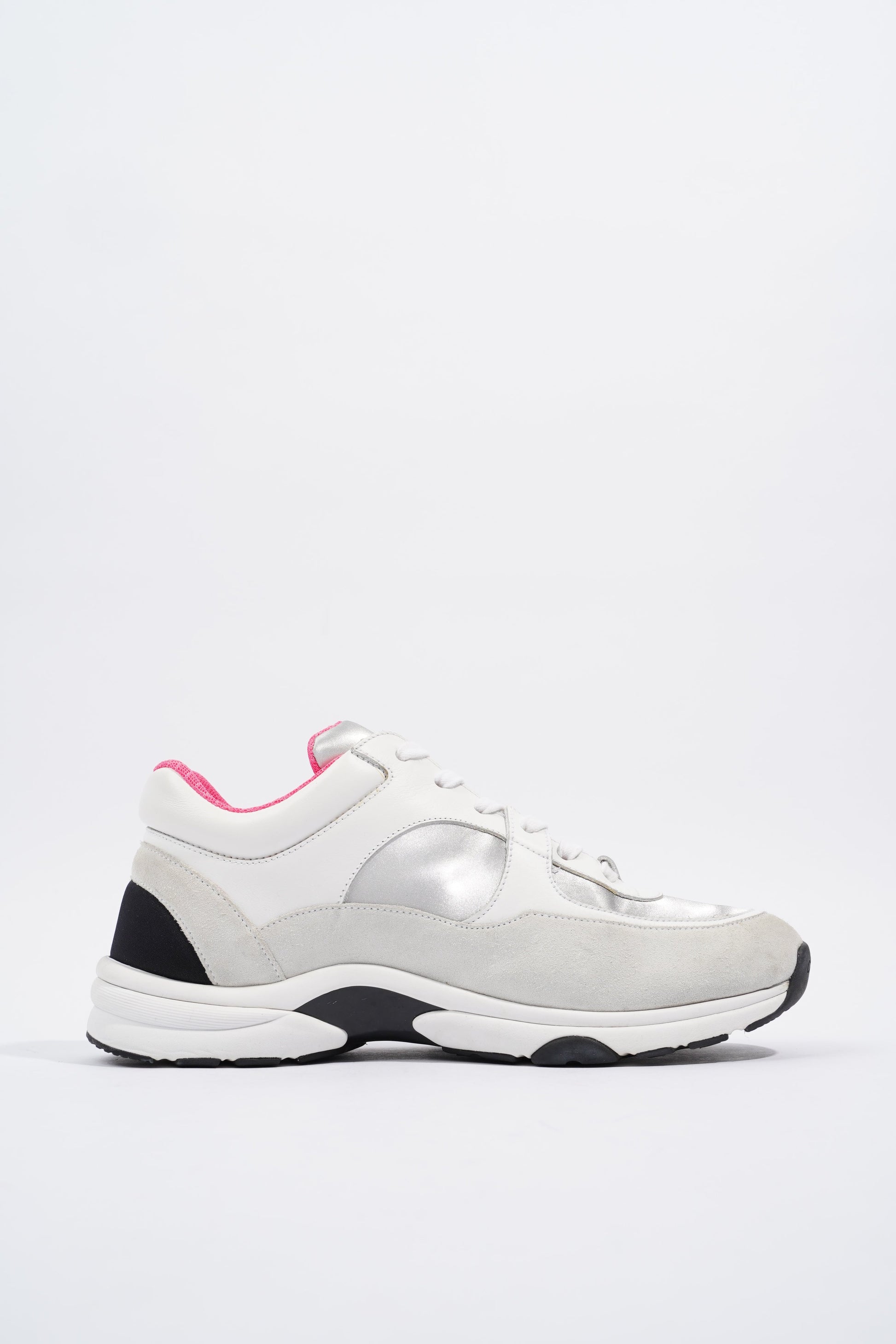 Chanel CC Logo Sneaker White   Silver   Black Suede EU 38.5 UK 5.5