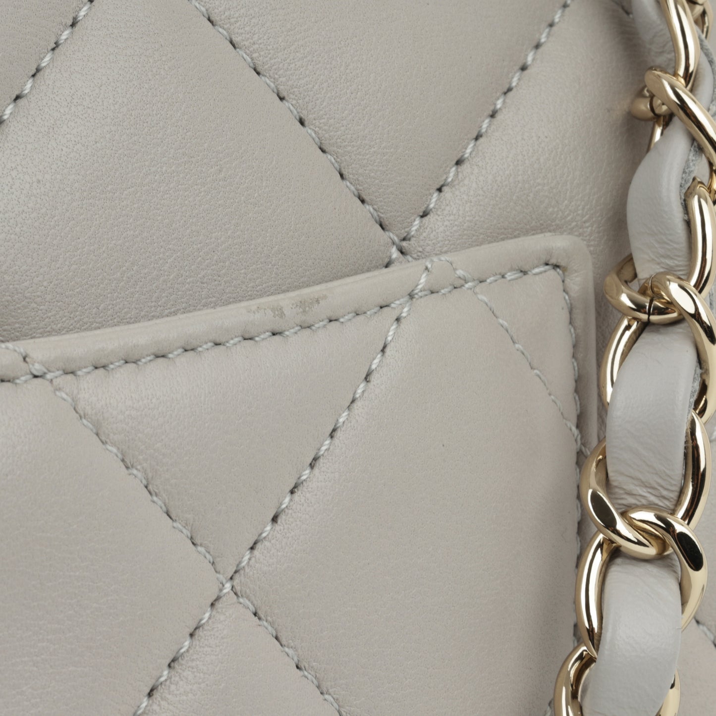 Chanel - Trendy CC Flap Bag - Small - Grey Lambskin CGHW - - 2022