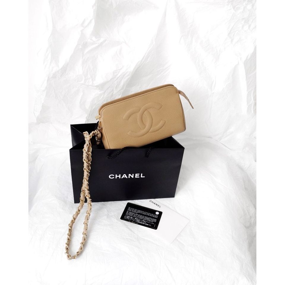Chanel   mini caviar pouch +chain