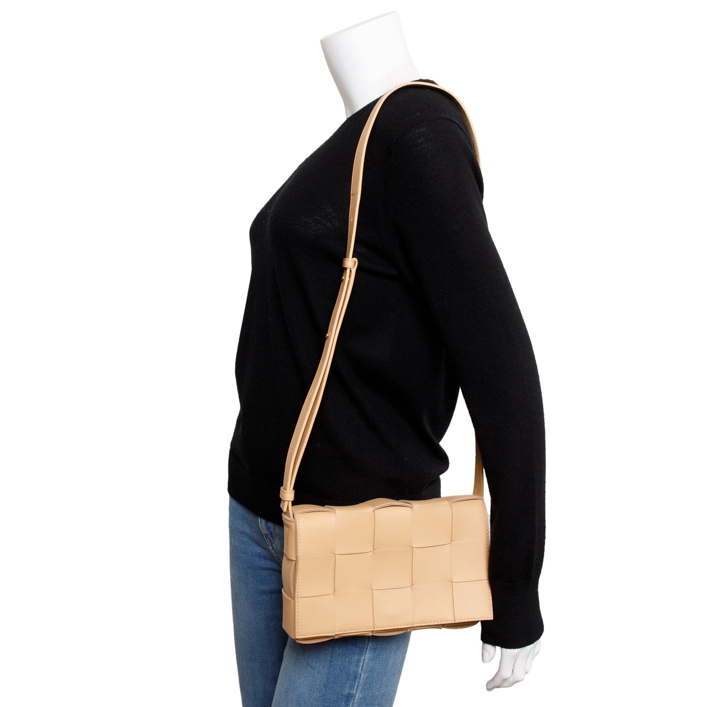 Bottega Veneta Intrecciato Cassette Bag Leather Beige Travel Bag