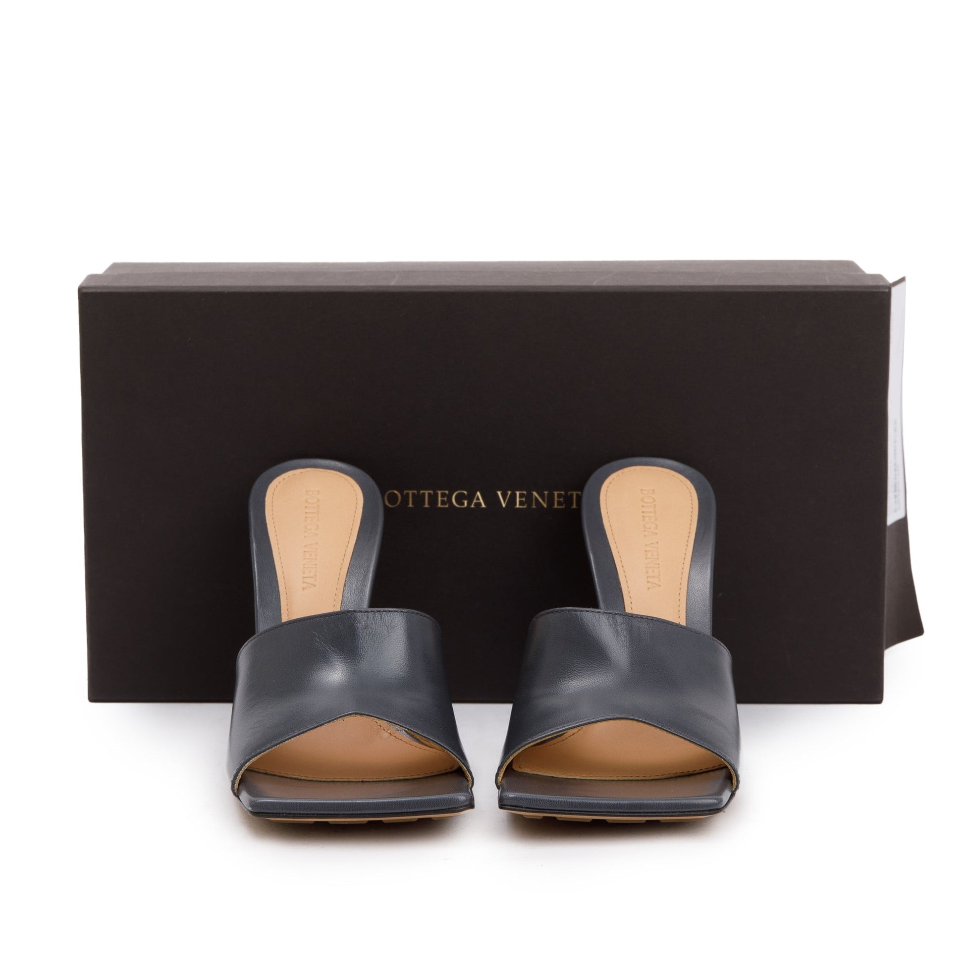Bottega Veneta Grey Nappa Stretch Mule Size Travel Bag Leather