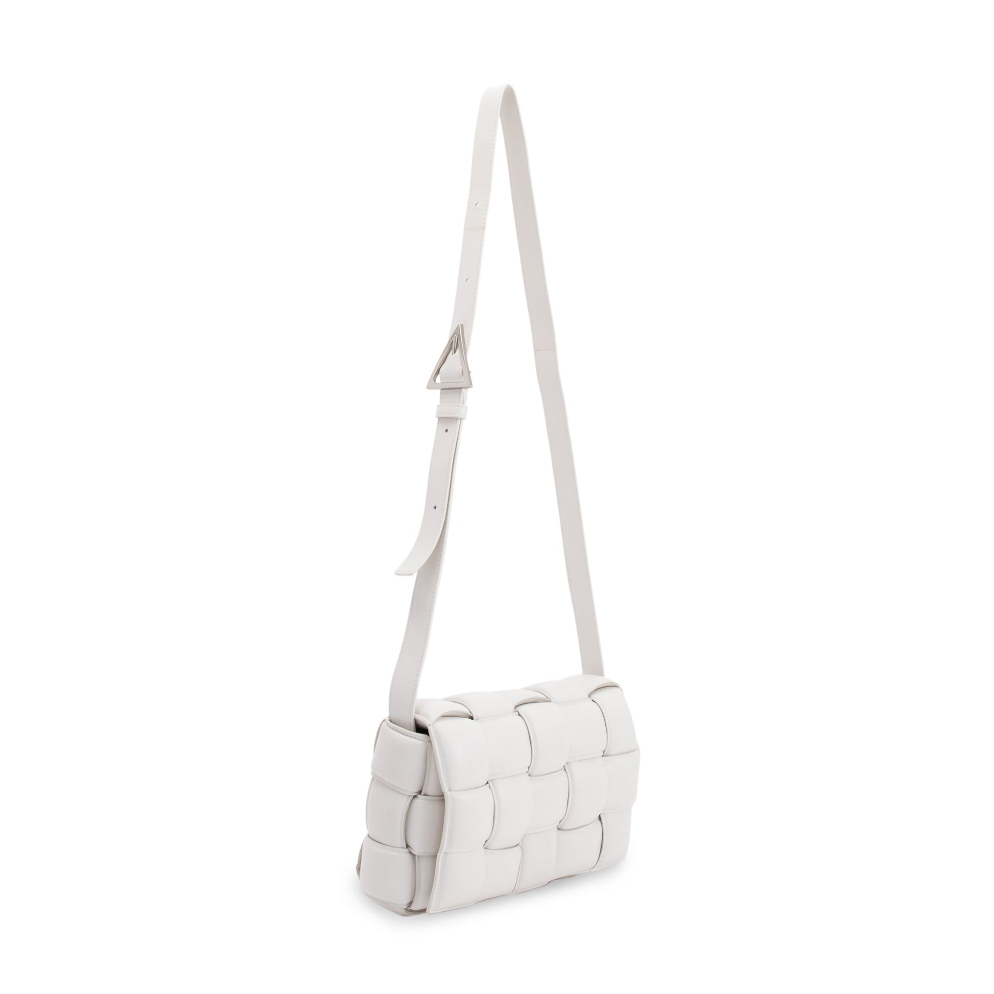 Bottega Veneta Intrecciato Padded Cassette Bag Travel Bag