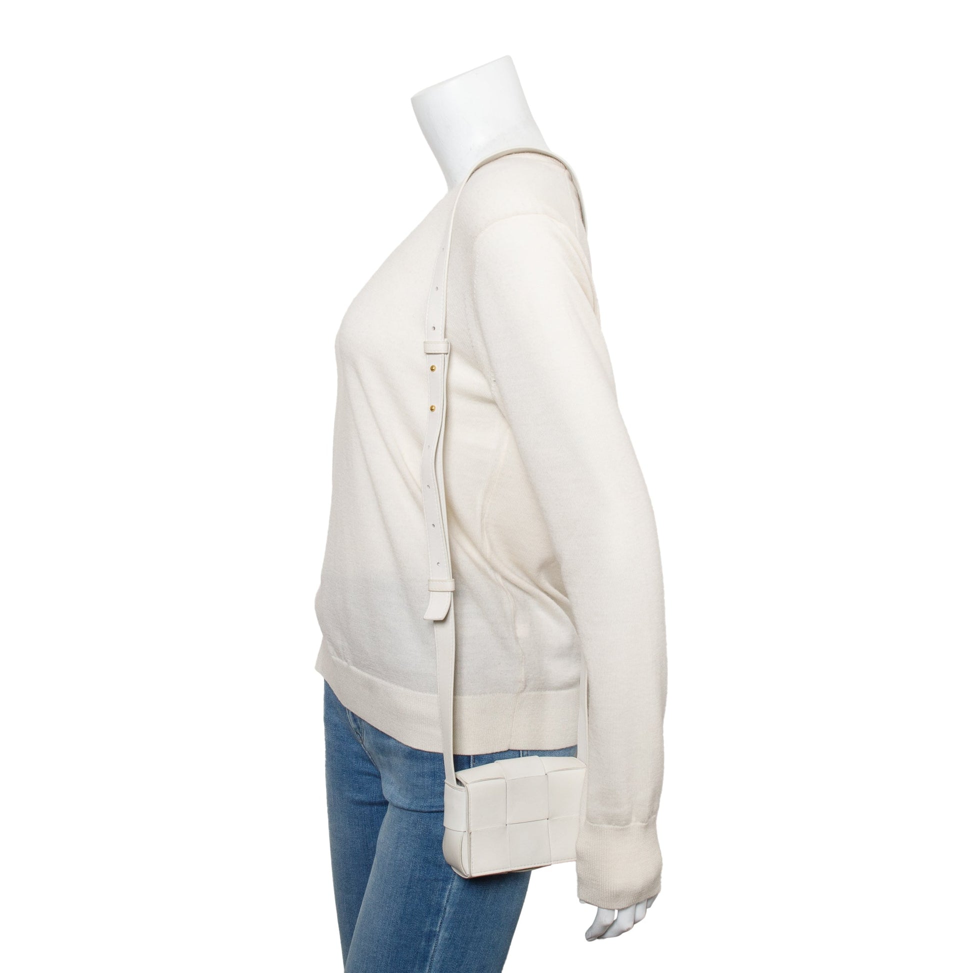 Bottega Veneta en Maxi Intrecciato Extra Cassette Flap Bag Leather White Travel Bag