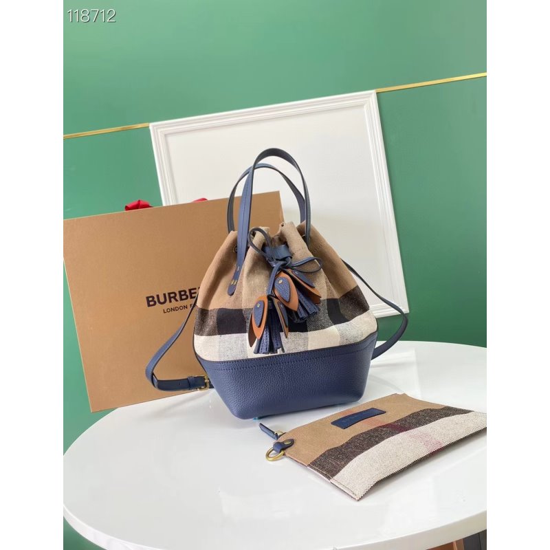 Burberry Burberry Bucket Bag Bbr00275