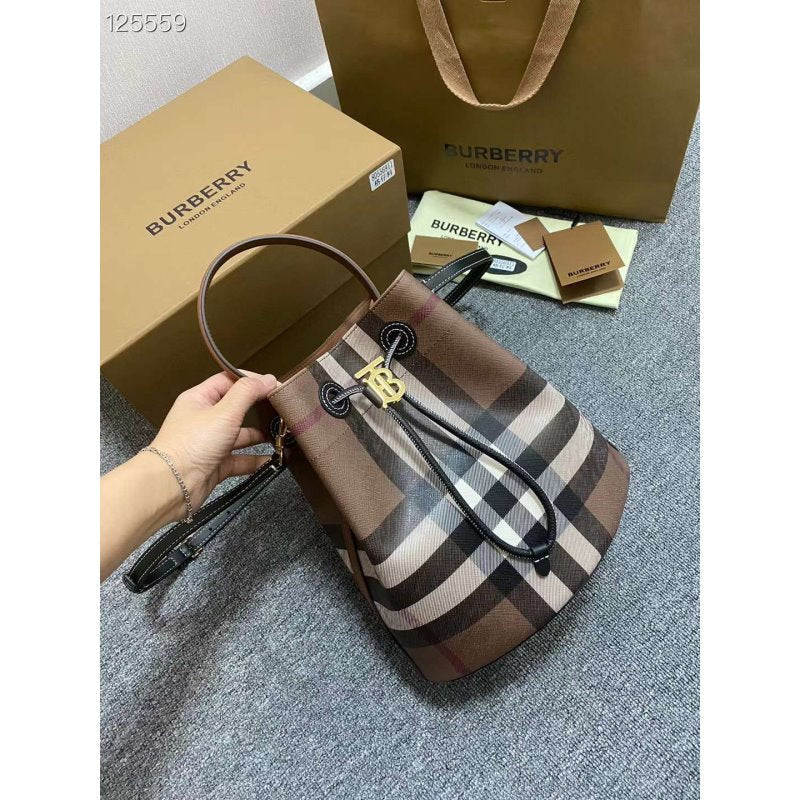 Burberry Burberry Bucket Bag Bgmp0570