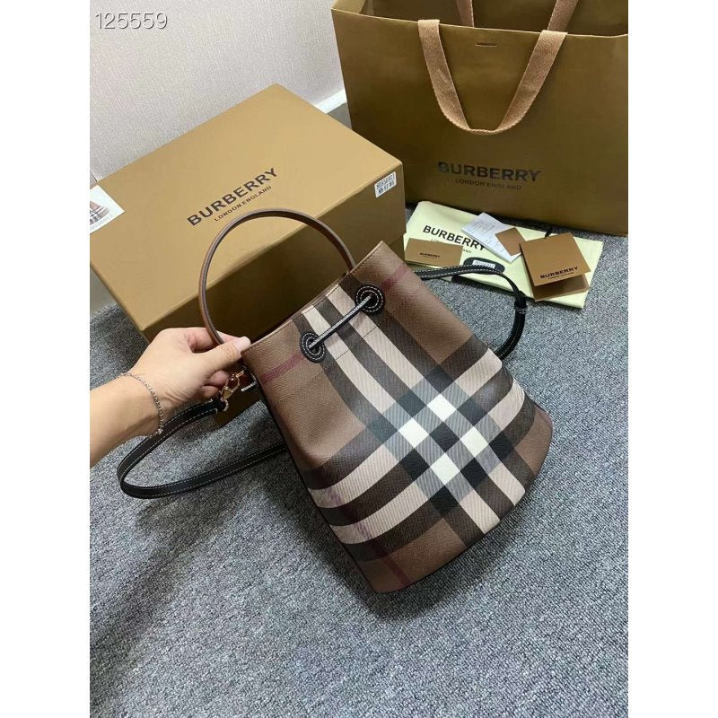 Burberry Burberry Bucket Bag Bgmp0570