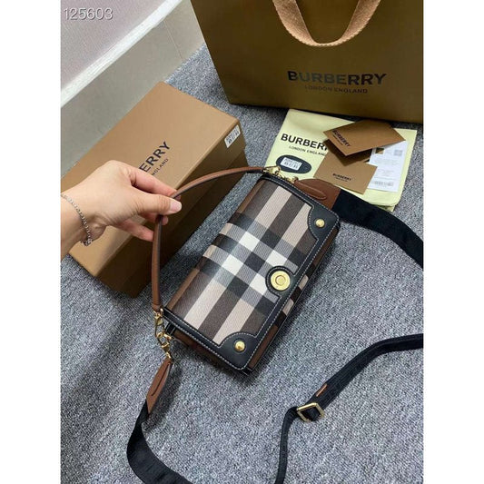 Burberry Classic Bag Travel Bag