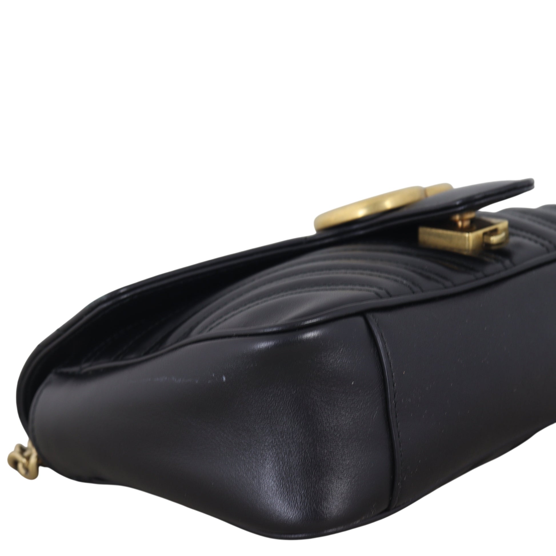 Gucci GG Marmont Matelasse Medium Shoulder Bag