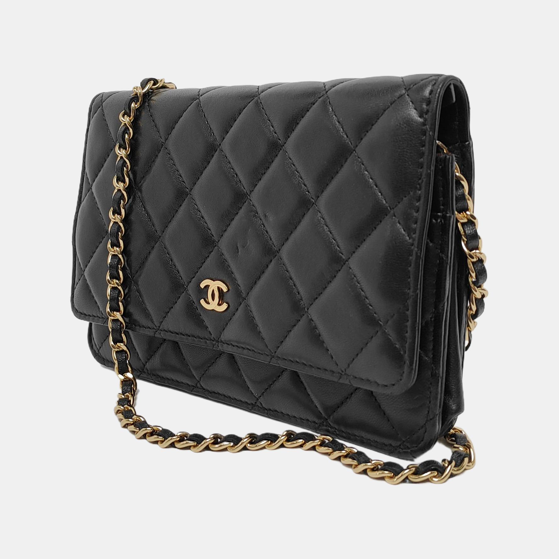 Chanel on Classic Flap Lambskin Hardware Black Gold Leather Wallet Case