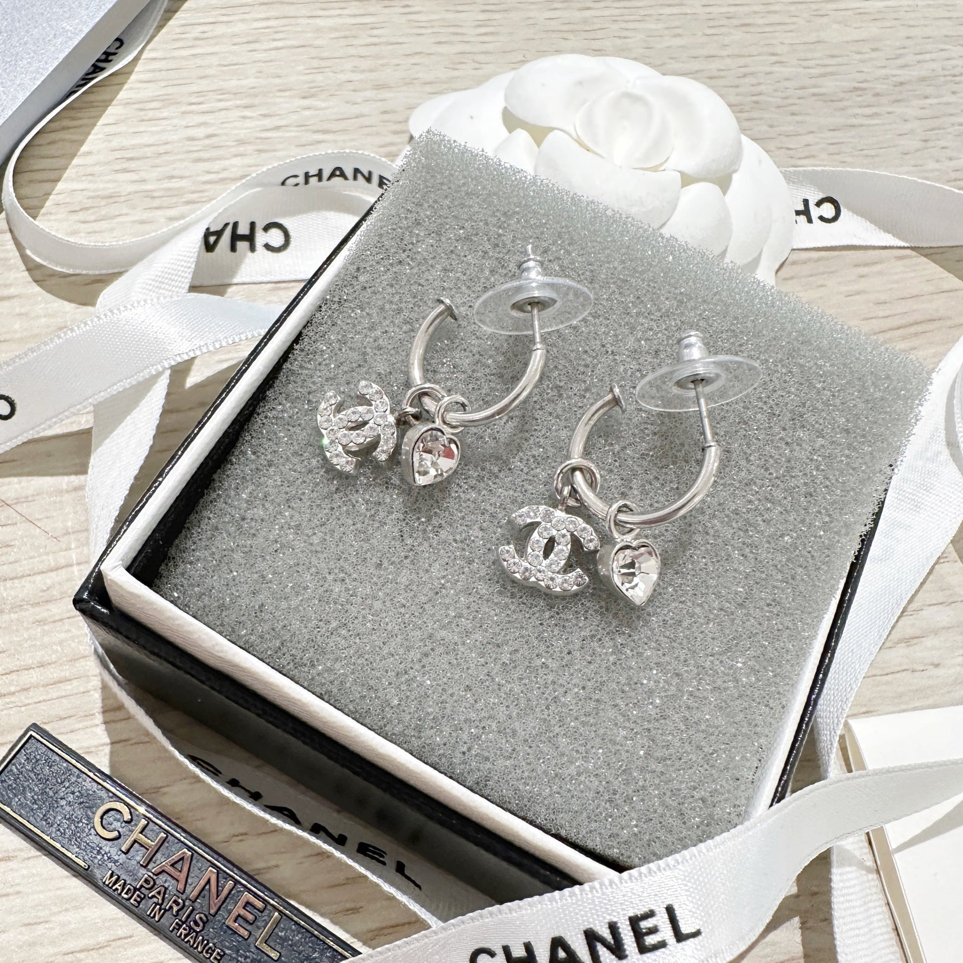 Chanel   earrings