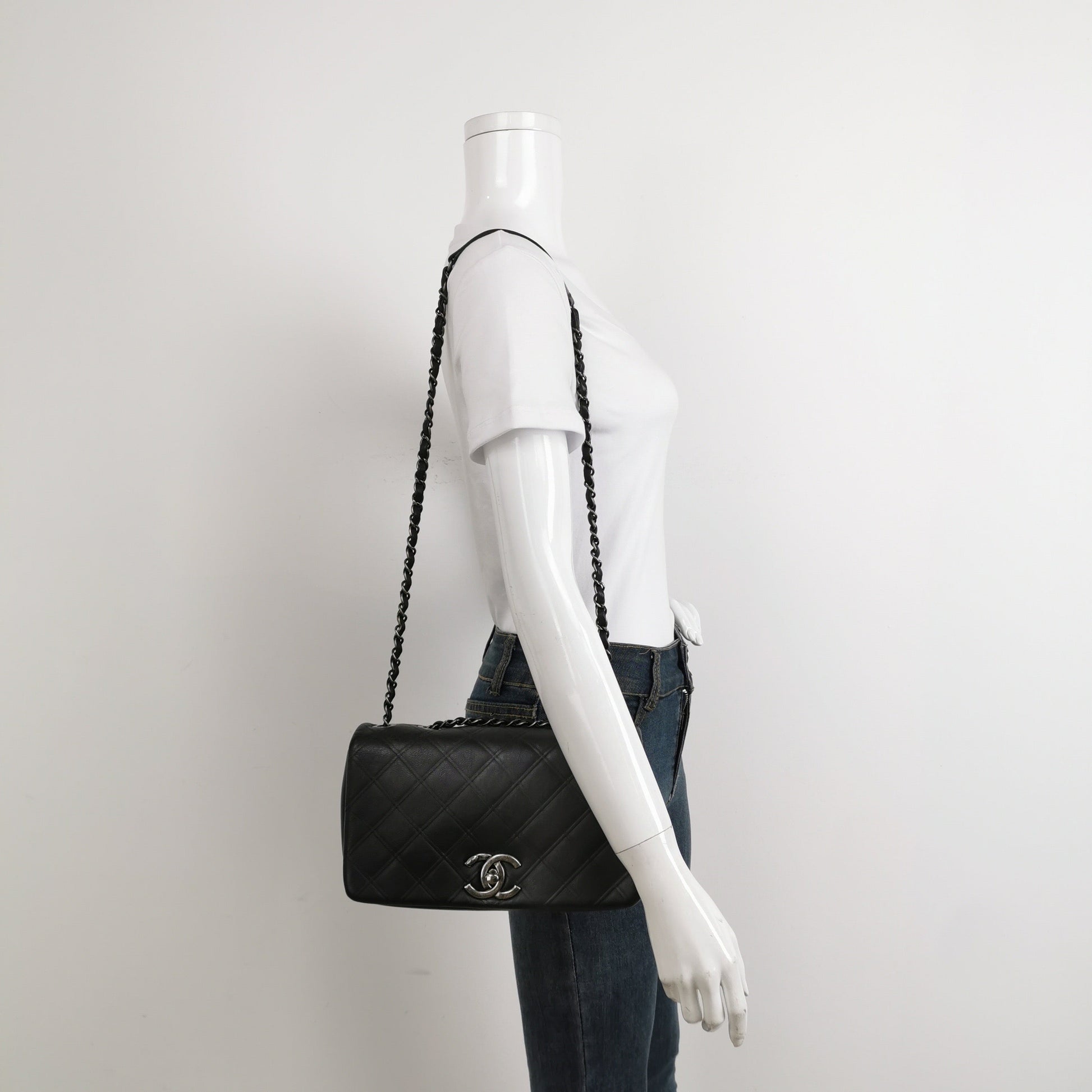 Chanel CC Matelasse Calfskin Single Flap Hardware Black Silver Leather Shoulder Bag