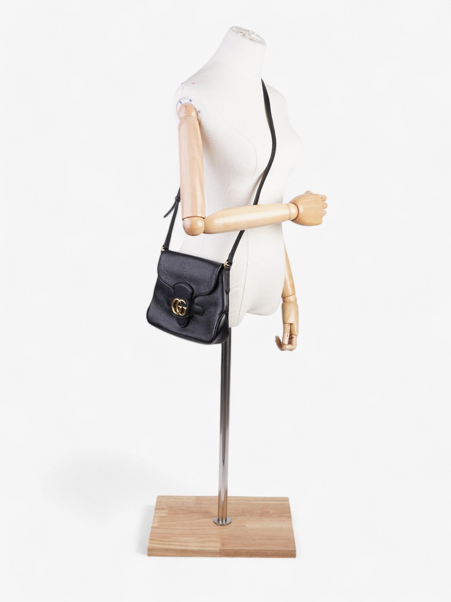 Gucci Dahlia Shoulder Bag Leather Black