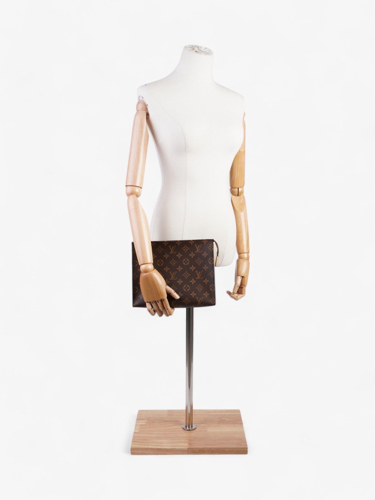 Louis Vuitton Toiletry Coated 26 Monogram Canvas Coated Canvas Apparel