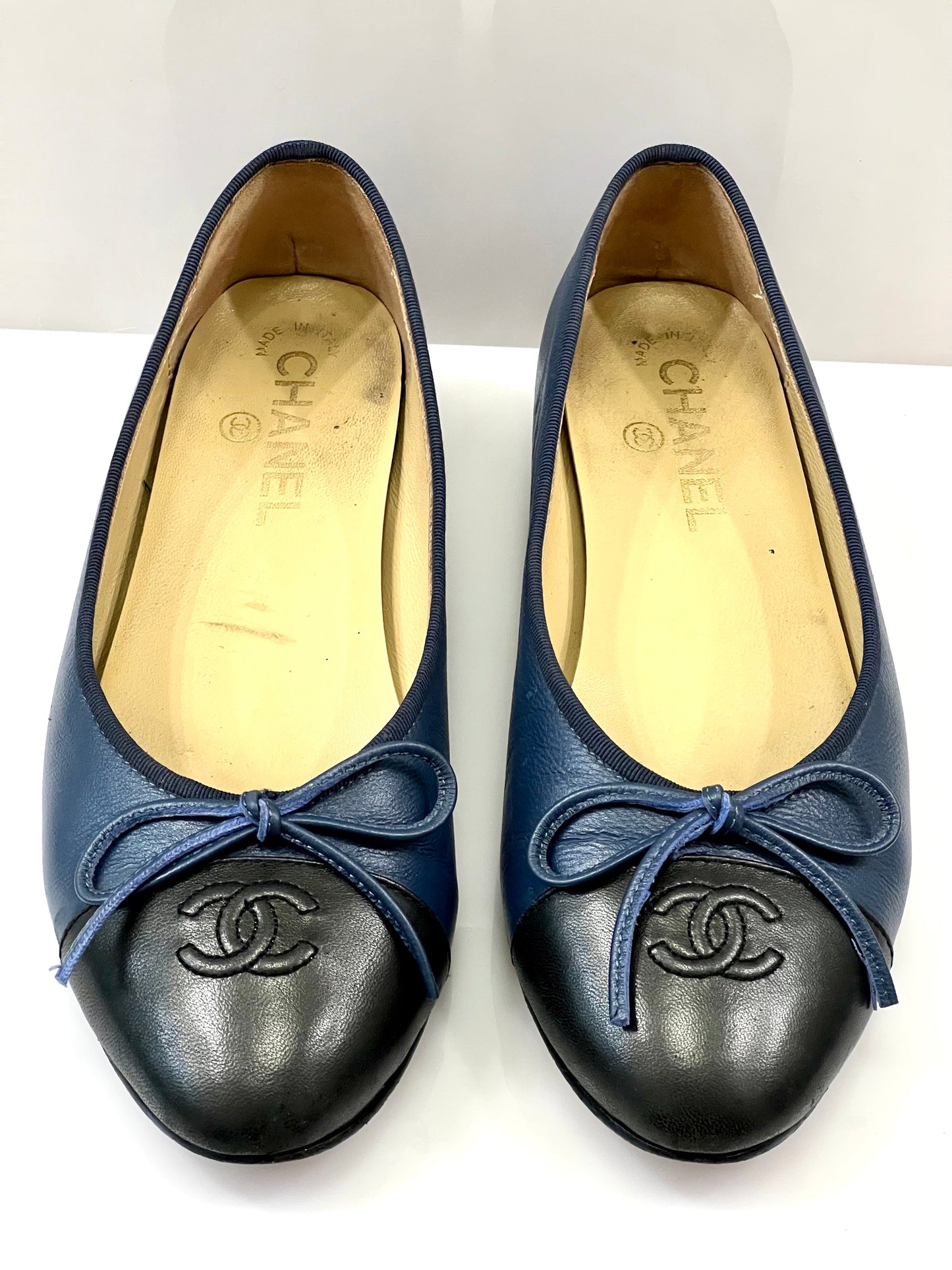 Chanel Cc Leather Ballet Flats Bag