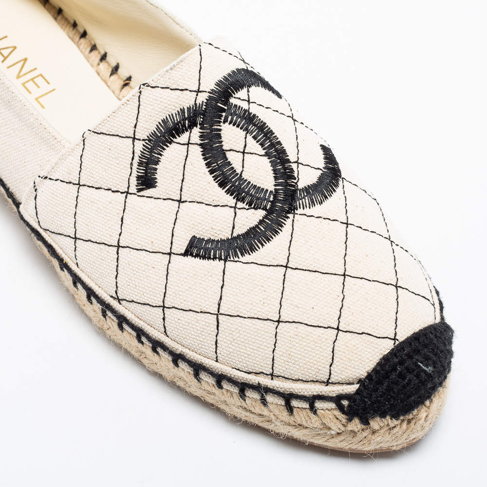 Chanel Biarritz Cc Quilted Canvas Espadrills Bag
