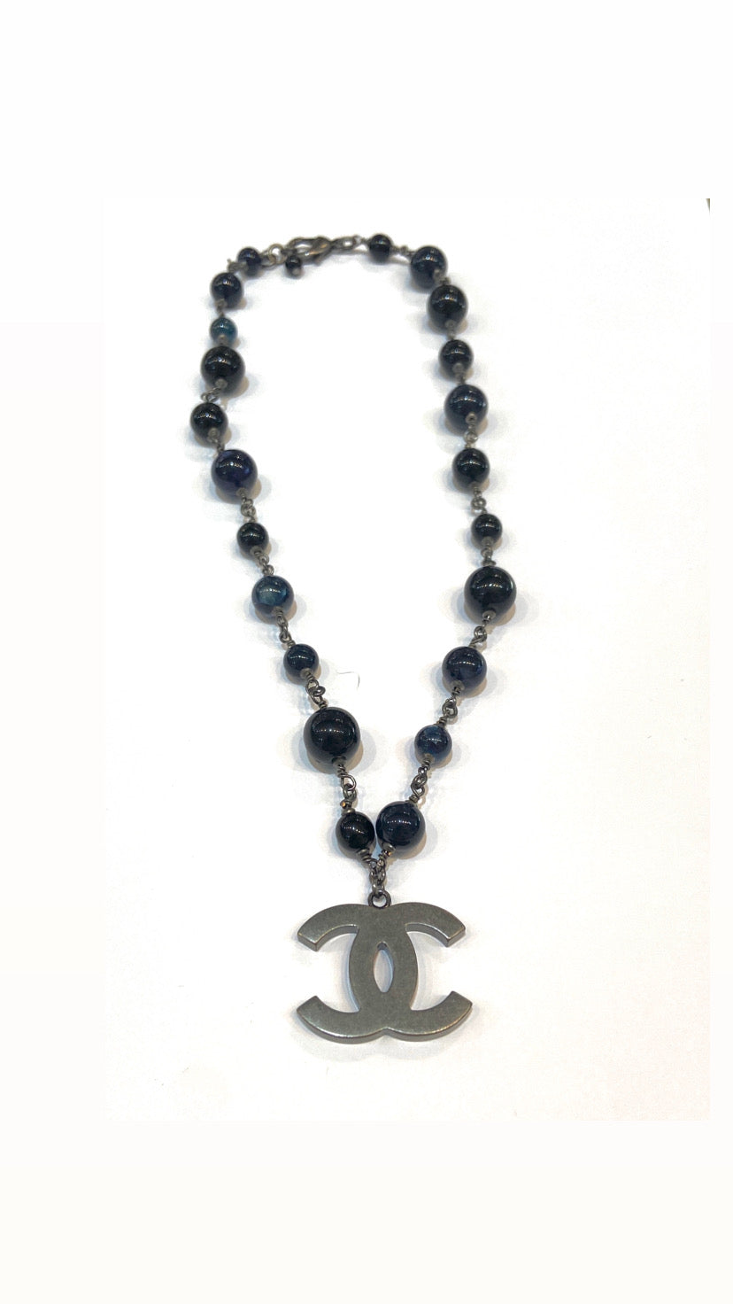 CHANEL CC 10A   BLACK PEARL NECKLACE