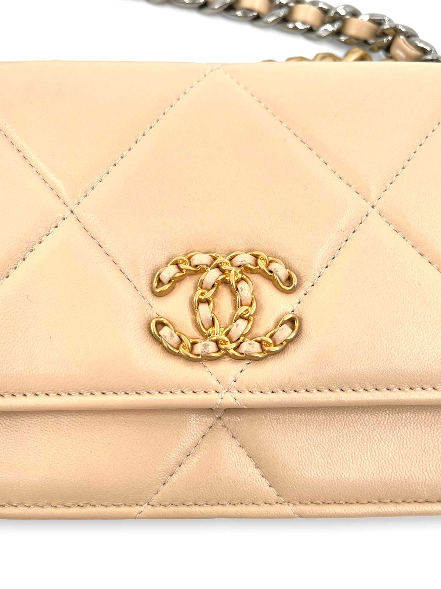 Chanel CC Logo  Quilted Lambskin Leather Wallet On Chain Beige