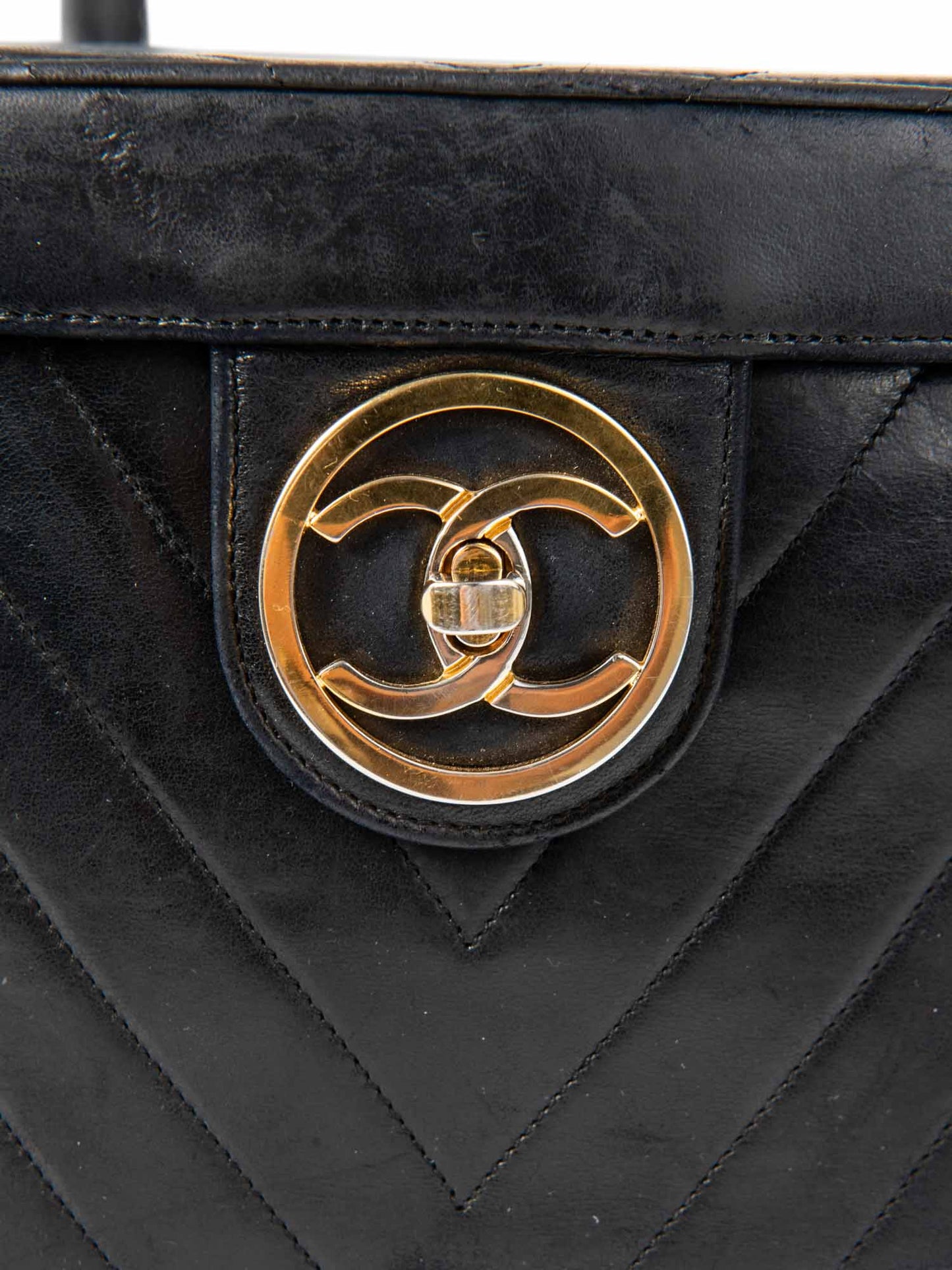 Chanel CC Logo K Gold Plated Chevron Quilted Leather Globe Trotter Black