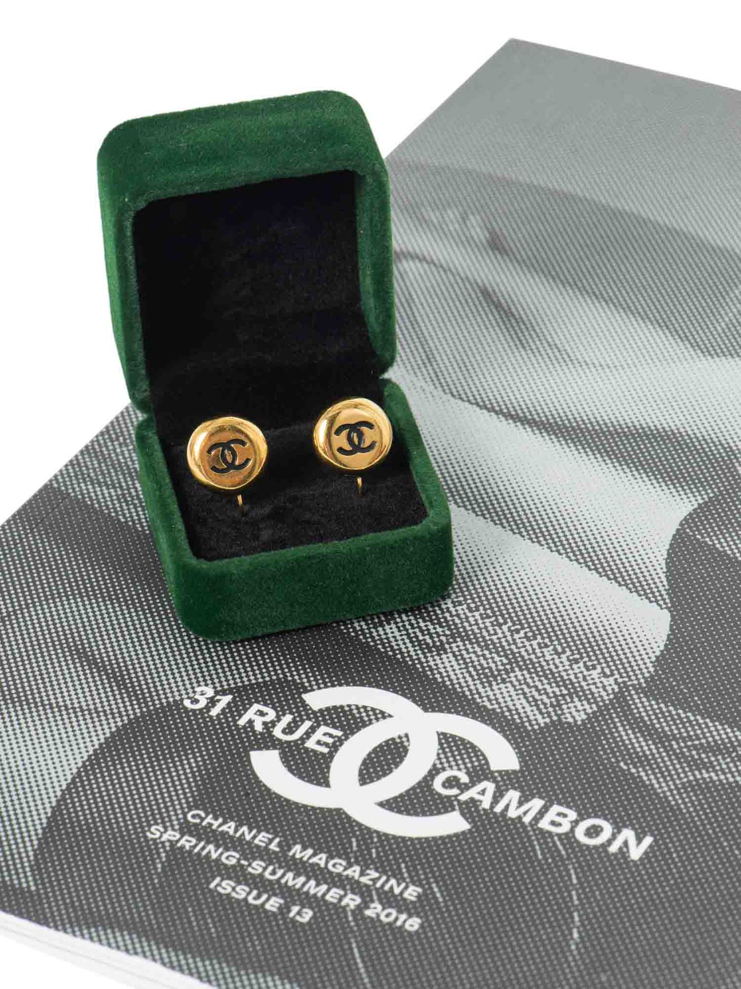 Chanel CC Logo K Gold Plated Earrings