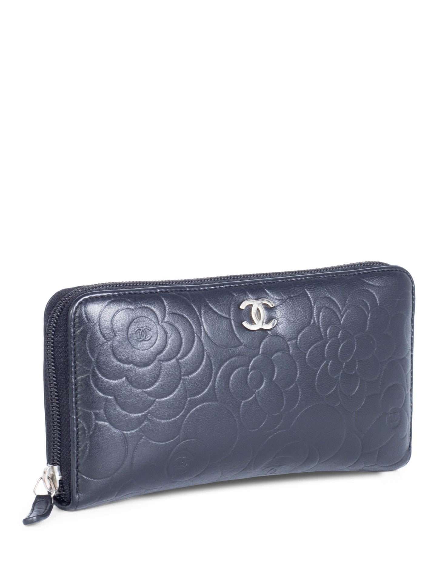 Chanel CC Logo Camelia Quilted Leather Zipper Wallet Black