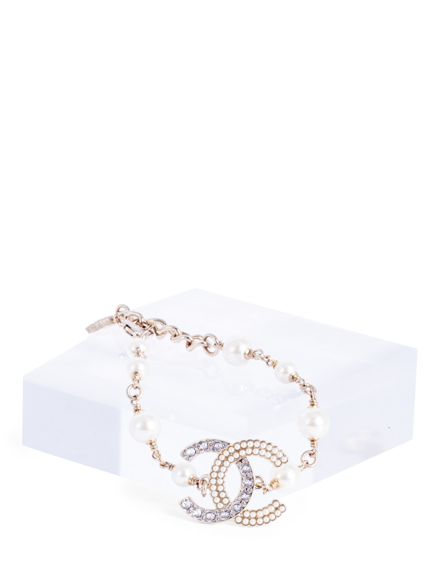 Chanel CC Logo Gold Pearl Bracelet White