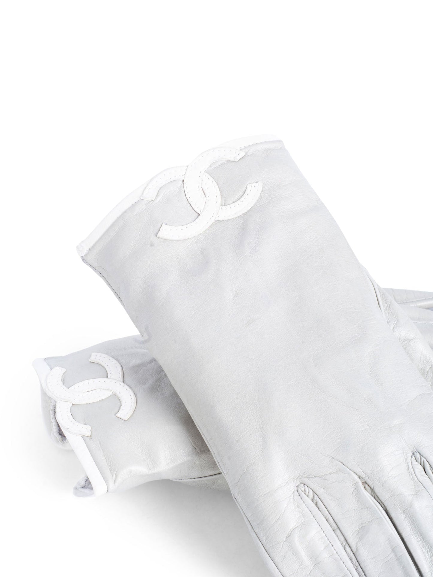 Chanel CC Logo Leather Gloves Grey White