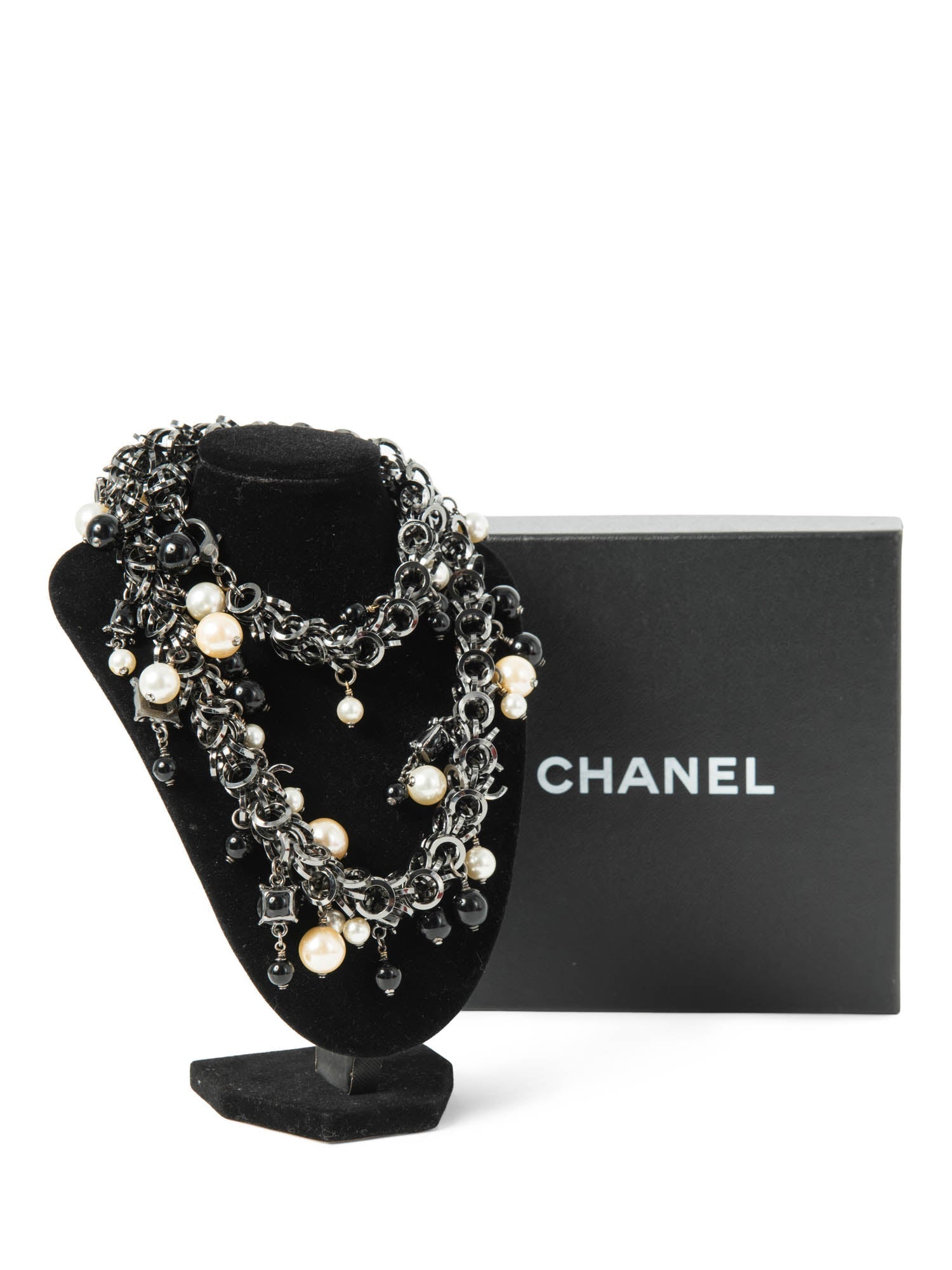 Chanel CC Logo Pearl Runway Necklace Black White