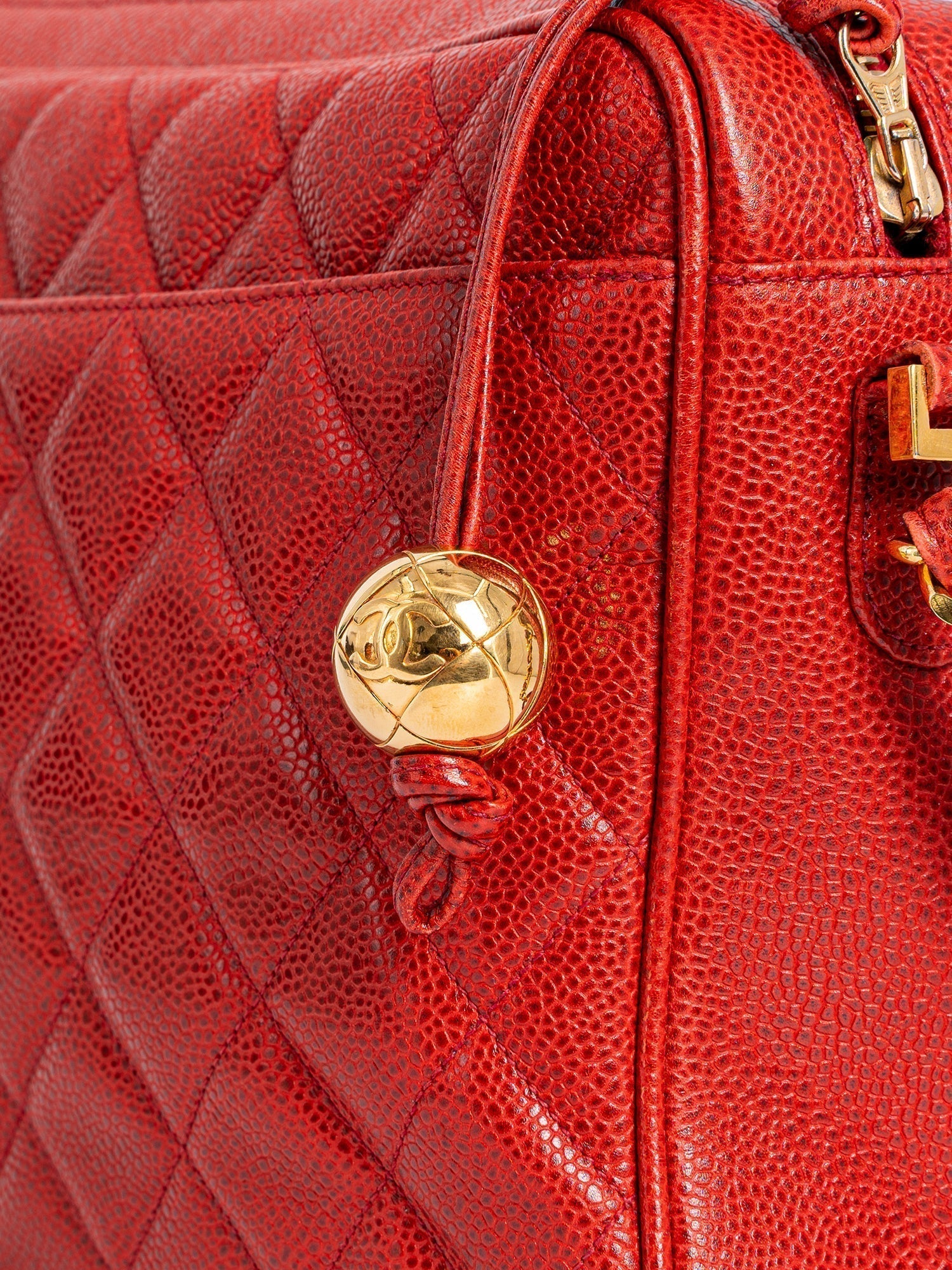 Chanel CC Logo Quilted Caviar Leather Flap Messenger Bag Red