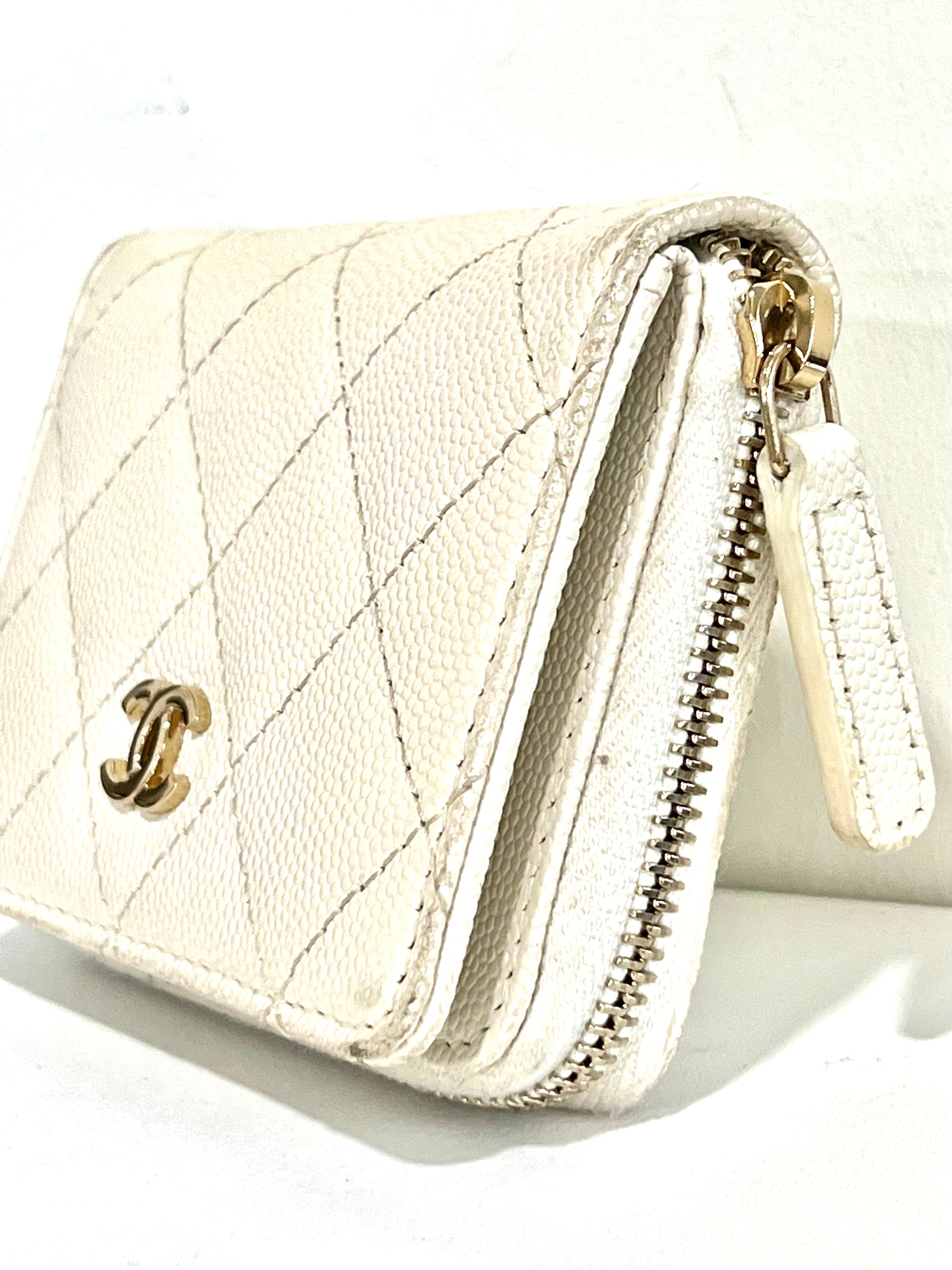 Chanel Caviar Quilted Small Zip Wallet Handbag